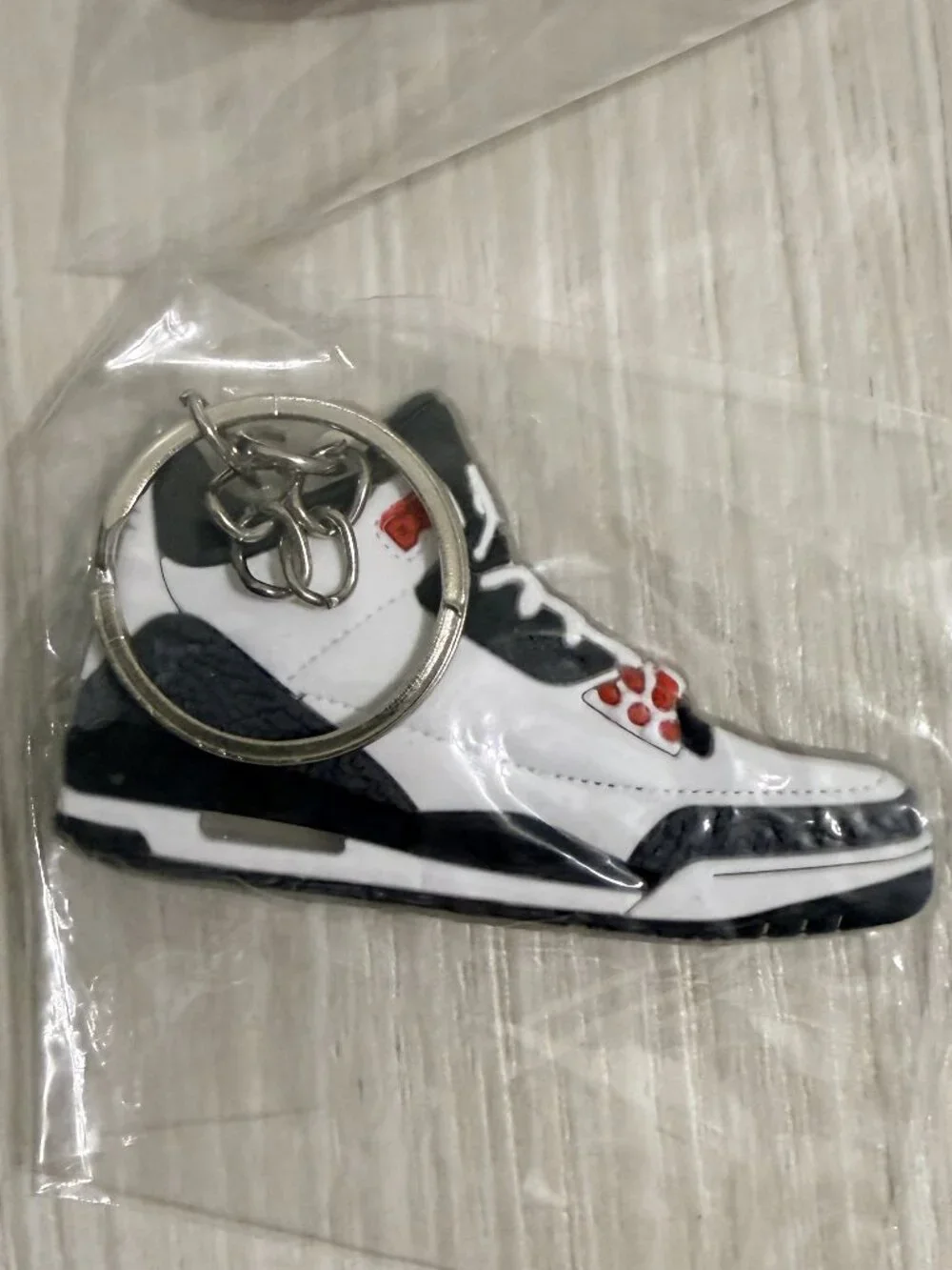 Mini Sneaker Keychain Lot of 5 Retro Basketball Shoe Key Rings Hypebeast Pack